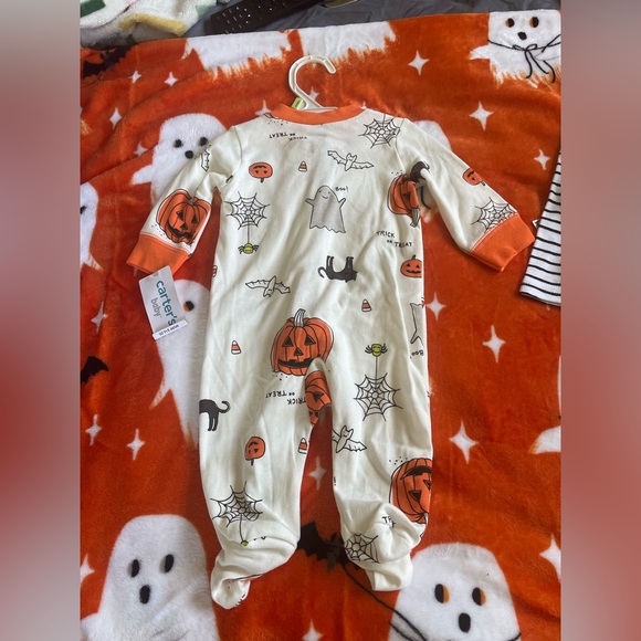 2 Infant Halloween Onsie / Outfit - Picture 4 of 14